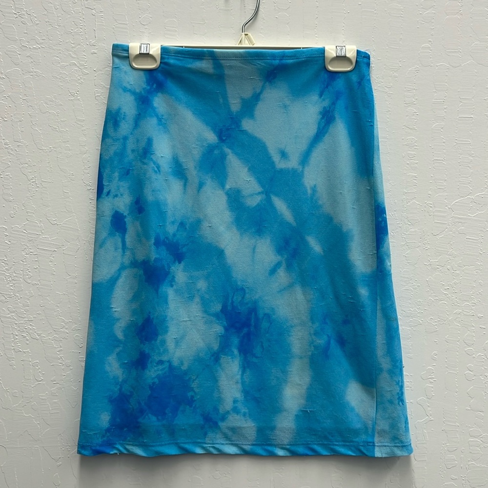 Vintage skirt with a blue sky like pattern from Forever 21, Size M - Picture 1 of 8